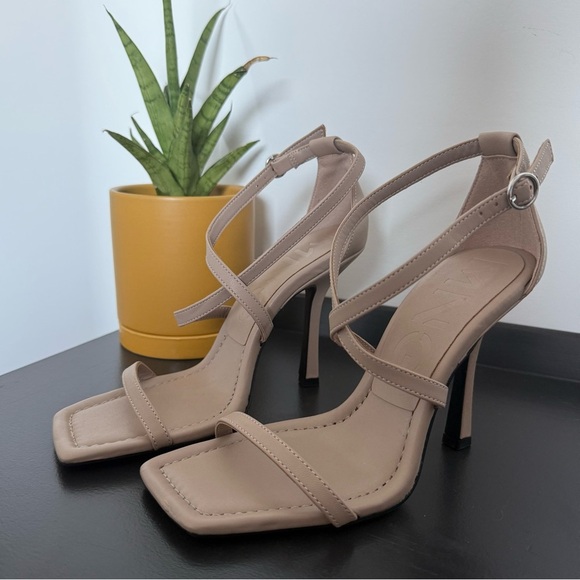 Mango cream vegan leather strappy heel sandals - size 6 NWOT - Picture 6 of 8